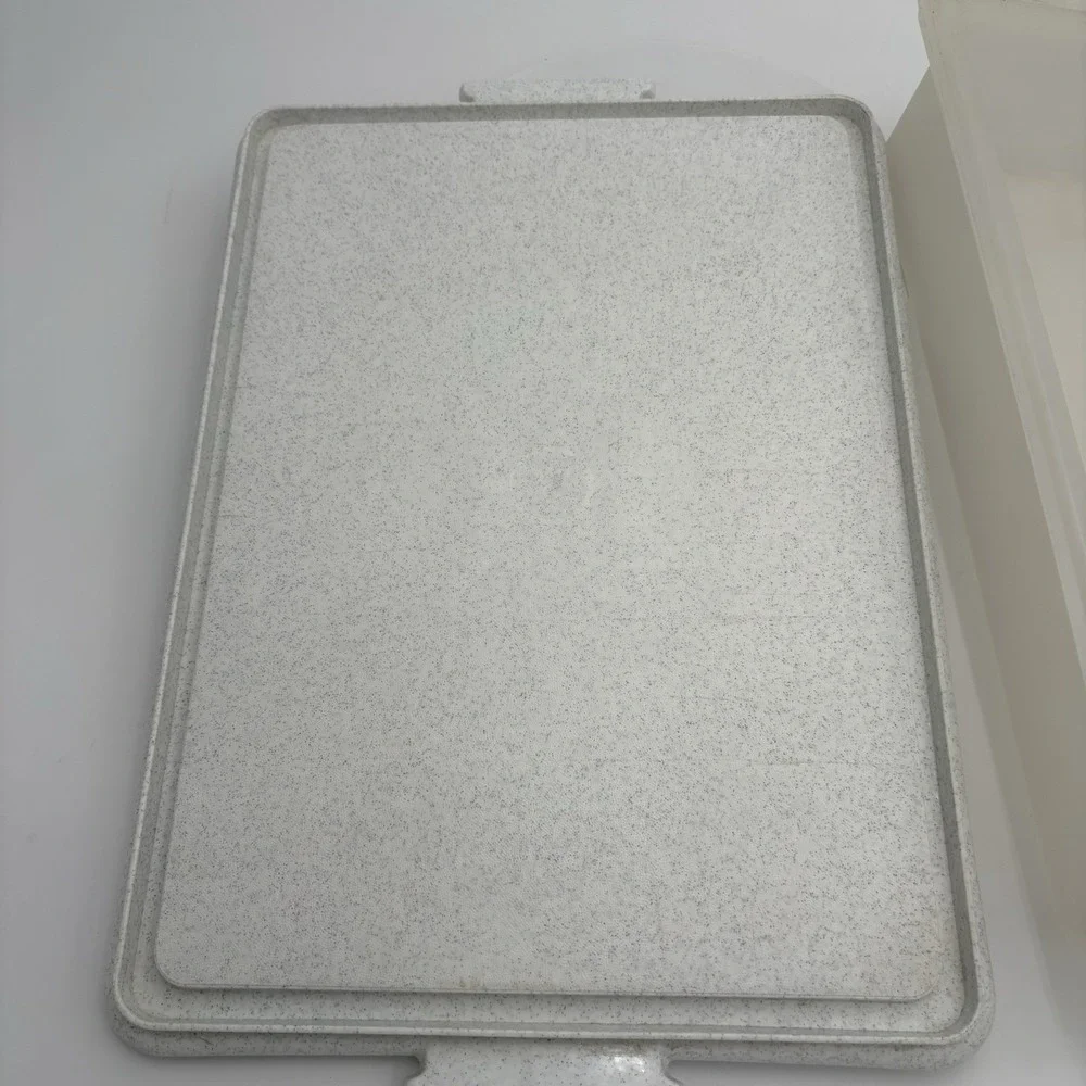 Vintage Tupperware Rectangle 9x13 Cake Keeper Carrier w/ Lid No Handle